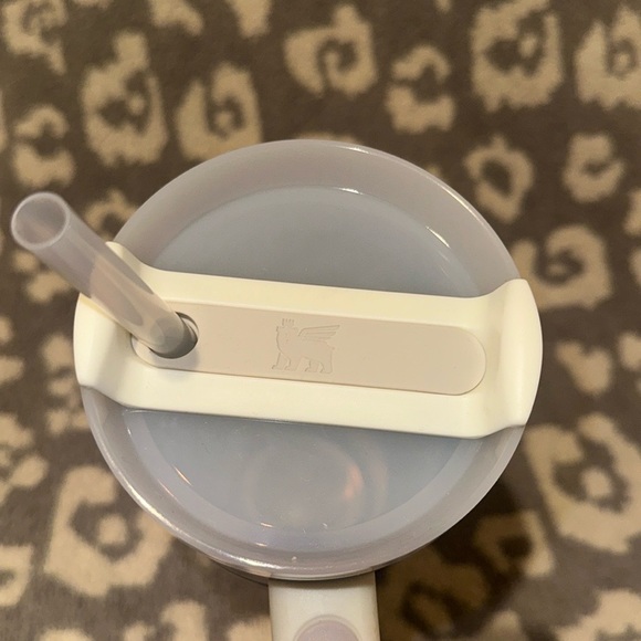 New Stanley 40oz “The FlowState” Quencher H20 Tumbler in 😍Rose Quartz Glow 2 😍 - Picture 16 of 17